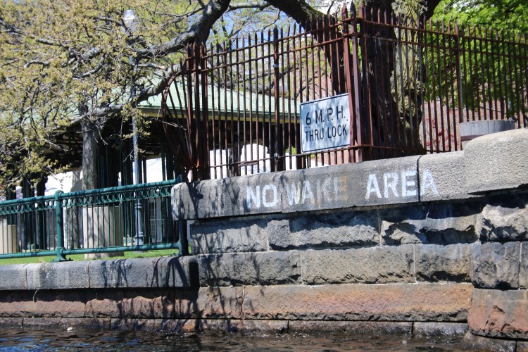 53a14_ducktour_nowakearea